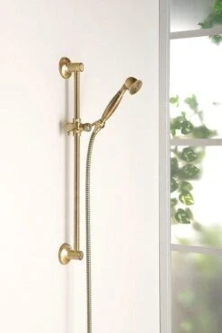 Sapho Reitano Rubinetteria Antea - Douchestang Met Houder, 670 Mm, Brons SAL0036 -Douche Uitrusting 58baa7ad6fca38918e960b41